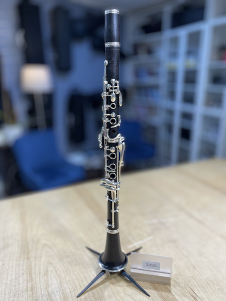 Кларнет Bb Buffet Crampon E11, студенческий, 17 клапанов